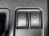 シートヒーターを装備。寒い季節でも快適なドライブをサポートします。