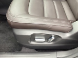大人気SUV・CX-5入荷です!元当社試乗車!人気のクリーンディーゼルモデル!CX-5はフルモデルチェンジでガソリンモデルのみになりましたので、高年式のディーゼル車をお求めの方は是非お急ぎ下さい!