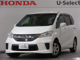 ワンオーナー車の2015年、フリード(G ジャストセレクション)が入庫しました。当社自社工場にて法定点検を実施しております。過去の整備は整備記録簿での確認ができます。
