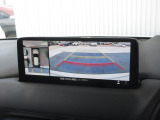 360&deg;ビューモニターを搭載しています。コーナーセンサーと合せてお使いいただくことで、安全、安心にお車の取り回しを行っていただけます。