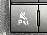 【クリアランスソナー】バンパーに付いたセンサーが障害物を検知!一定の距離に近づくとアラートで教えてくれます♪狭い駐車スペースや車庫入れ時も安心ですね☆