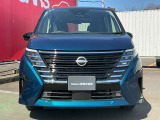 セレナ 1.4 e-4ORCE ハイウェイスターV 4WD 