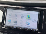 【ナビゲーション】目的地までしっかり案内してくれる使いやすいナビ。Bluetooth接続すればお持ちのスマホやMP3プレイヤーの音楽を再生可能!毎日の運転がさらに楽しくなります!!