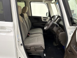 運転席の高さを変更できるので、体格に合わせた位置で運転できます!