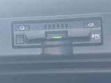 【ETC】高速道路や有料道路を頻繁に利用する方に便利なETC。車載器とカードで簡単に料金を支払い、長距離移動もストレスフリーです。