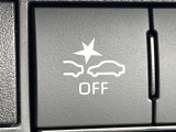 【スマートアシスト】走行中に前方の車両等を認識し、衝突しそうな時は警報とブレーキで衝突回避と被害軽減をアシスト。より安全にドライブをお楽しみいただけます。