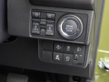 納車の前にはエンジンオイル、オイルエレメント、エアクリーナー、クーラント、バッテリー、ワイパーゴムのチェックまたは交換を行います!