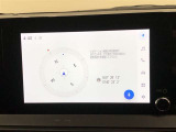【8インチディスプレイオーディオ】各種オーディオ機能とスマホ連携機能を搭載。コネクティッドナビ対応。車載ナビ機能は搭載されていません。機能の詳細につきましては、展示店舗までお尋ねください。