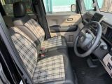 中古車にもボディーコーティング施工できます。一度ボディを磨いてから施工しますので、光沢のある綺麗な状態でお乗りいただけます。お気軽にご相談下さい。