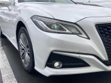 【 LEDヘッドライト 】悪天候や夜間の走行も視界良好で安心してお乗りいただけます。////