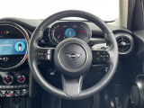 ◆LIBERALAは、輸入車選びの新たなスタイルを提案するインポート・セレクト・ブランドです。オーナー様となる方がクルマから直接感じる感性を第一にした、最良の一台との出会いをコーディネートいたします。