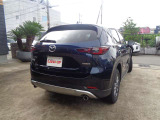 CX-5 2.2 XD フィールドジャーニー ディーゼルターボ 4WDが入荷! R5年式の走行3.4万キロ台のおすすめの一台です。日本全国納車可能です。皆様のお問い合わせお待ちしています。
