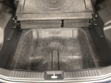2段デッキボード構造になっています!荷物に合わせてラゲージを有効活用!背の高い荷物も収納できます!