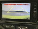 後方の見にくい視界もバックモニターで確認サポートして駐車時も安心☆