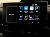 【9インチディスプレイオーディオ】ラジオ、テレビ、Bluetoothオーディオの使用が可能。ナビゲーションシステムは搭載されていません。スマホを連携させることで、ナビアプリの使用が可能です。