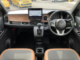 弊社ではメンテナンスパックをご用意しております。プロの目でしっかりチェックしたお車ならロングドライブも安心、うっかり忘れがちなメンテナンスも事前に案内状やお電話で時期をお知らせいたします。