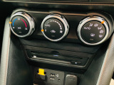 シートヒーター装備付き車!!座席に埋め込まれた電熱線によりシートを暖めることが出来る装備で、温めたられたシートは、寒い冬には最適です!!