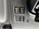 【パワーヒーター】エンジン冷却水の温度が低いときでも、寒冷時に車内を急速に暖めるときでも、車内の室内暖房に貢献します!寒い地域でも安心ですね。