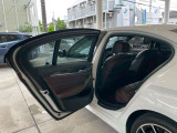 BMW正規ディーラー BMW Premium Selection調布の認定中古車です。厳しい基準をクリアした高品質車両のみ販売。BMW認定中古車保証付き(最長4年・距離無制限)、全国納車対応可能です。