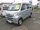 ご覧いただきありがとうございます!弊社の在庫車は全車当店からの乗り出し価格で総額表示しております!別途オプションでナビの取り付けなどのご相談もお気軽にお問い合わせ下さい♪