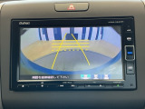 バックカメラ付きで後方の確認も安心です!スムーズな駐車・車庫入れをサポートいたします!