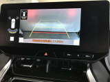 後方の見にくい視界もバックモニターで確認サポートして駐車時も安心☆
