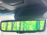 【デジタルインナーミラー】後席の大きな荷物や同乗者で後方が確認しづらい時でも安心!カメラが撮影した車両後方の映像をルームミラー内に表示。クリアな視界で状況の確認が可能です!