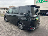 ルームクリーニングも隅々まで綺麗にしてお渡ししています。他店の車のクオリティと比較してください!!!