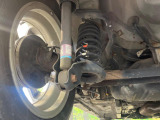 お車を安心してお乗りいただく為には、足回りの定期点検が欠かせません。サービスサポート(有償保証)では無料点検もご提供しており、安心のカーライフをお過ごしいただけるサポート体制が整っています。