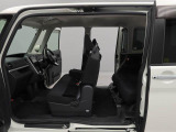 愛知ダイハツではお車をご購入頂いた後が本当のお付き合いのスタートだと思っています。 ですので定期点検や車検もお得なパックをご用意してお客様に頼りにされるダイハツディーラーを目指しています☆