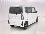 走りにこだわりながら収納力も持ち合わせたお車です。