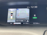 【 全方位カメラ 】上から見下ろしたように駐車が可能です。安心して縦列駐車も可能です♪