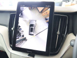更に360&deg;ビューの単独表示も可能です 車を上から見下ろしたように車外を確認できるため、一切の死角がない状態で駐車が可能です