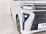 フォグランプ装着車です。暗い夜道の車両前方を明るく照らします