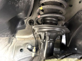 お車を安心してお乗りいただく為には、足回りの定期点検が欠かせません。サービスサポート(有償保証)では無料点検もご提供しており、安心のカーライフをお過ごしいただけるサポート体制が整っています。