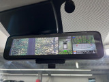 【アラウンドビューモニター】専用のカメラにより、上から見下ろしたような視点で360度クルマの周囲を確認することができます☆死角部分も確認しやすく、狭い場所での切り返しや駐車もスムーズに行えます。
