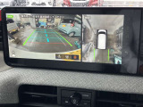 アラウンドビューモニターです!上空から貴方のお車をモニタニングしている様に車両の周りの安全確認が出来ます!