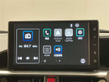 ディスプレイオーディオです。ナビゲーションは付いてございません。携帯電話を接続し地図を画面に表示する事が可能となります(対応機種に津、今してはスタッフまでお問合せ下さい)