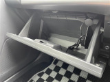 店舗にて現車の確認もいただけますので、お電話で在庫のご確認の上是非ご来店くださいませ。