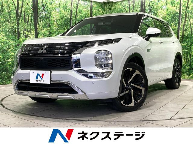 アウトランダー PHEV 2.4 P 4WD