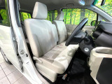 運転席シート廻りは使用感も少なく、良好な状態となっています。丁寧に使われていたことがよくわかりますね。