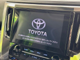 【9インチ ディスプレイオーディオ】大画面ディスプレイへお持ちのスマートフォンと連携して、ナビやbluetoothでの音楽再生が可能です♪デザインはもちろん操作性も良好!別途ナビ機能の取付可能です♪
