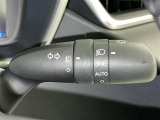 【オートライト】車外の明るさに応じて自動的にライトの点灯・消灯をしてくれます