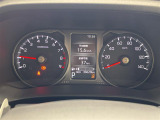 【スピードメーター】メーターがシンプルで見やすく運転しやすいですね!