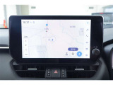 ディスプレイオーディオを装備。スマホとクルマをつなぐことで、これまでのナビに加えて、いろんなサービスが楽しめます。