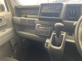 【 オートエアコン 】車内温度を感知して自動で温度調整をしてくれるのでいつでも快適な車内空間を創り上げます!