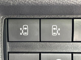 【両側パワースライドドア】スマートキーや運転席のスイッチで後席両側スライドドアの開閉が可能♪電動だから力を入れてドアを開ける必要が無く、小さなお子様でも簡単に開け閉めでき快適です♪