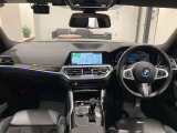 時を経ても深い魅力を放ち続けるBMW。より快適にお乗り頂くために、3つのサポートプログラムをご用意しております。※認定中古車保証は登録日より最長4年間まで延長が可能です。