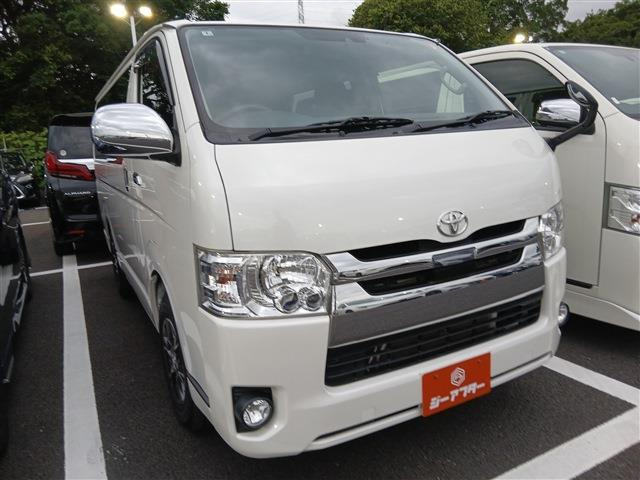 トヨタ ハイエースバン 