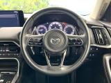 【純正革巻きステアリング】上質な革を使用することで、手にしっかり馴染みとても運転しやすいハンドルです♪